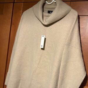 Banana Republic  Sz XS  Luxurious Cashmere Pullover Turtlenec Tan Sweater $260